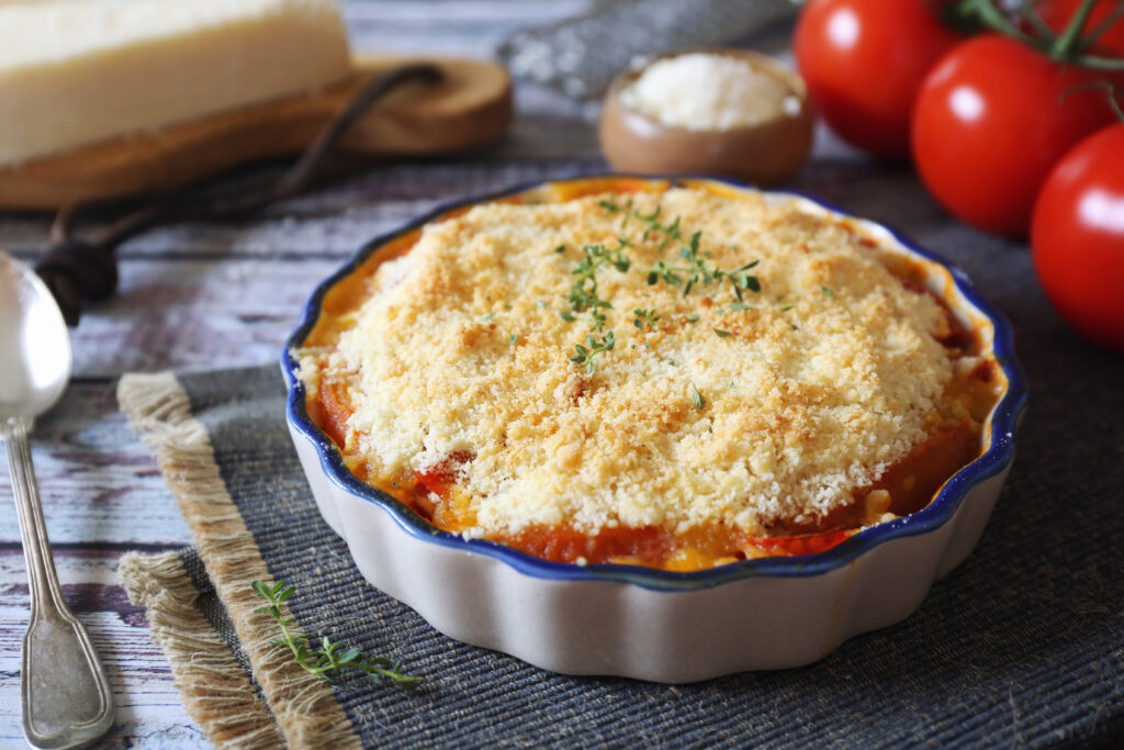 Crumble salé à la tomate